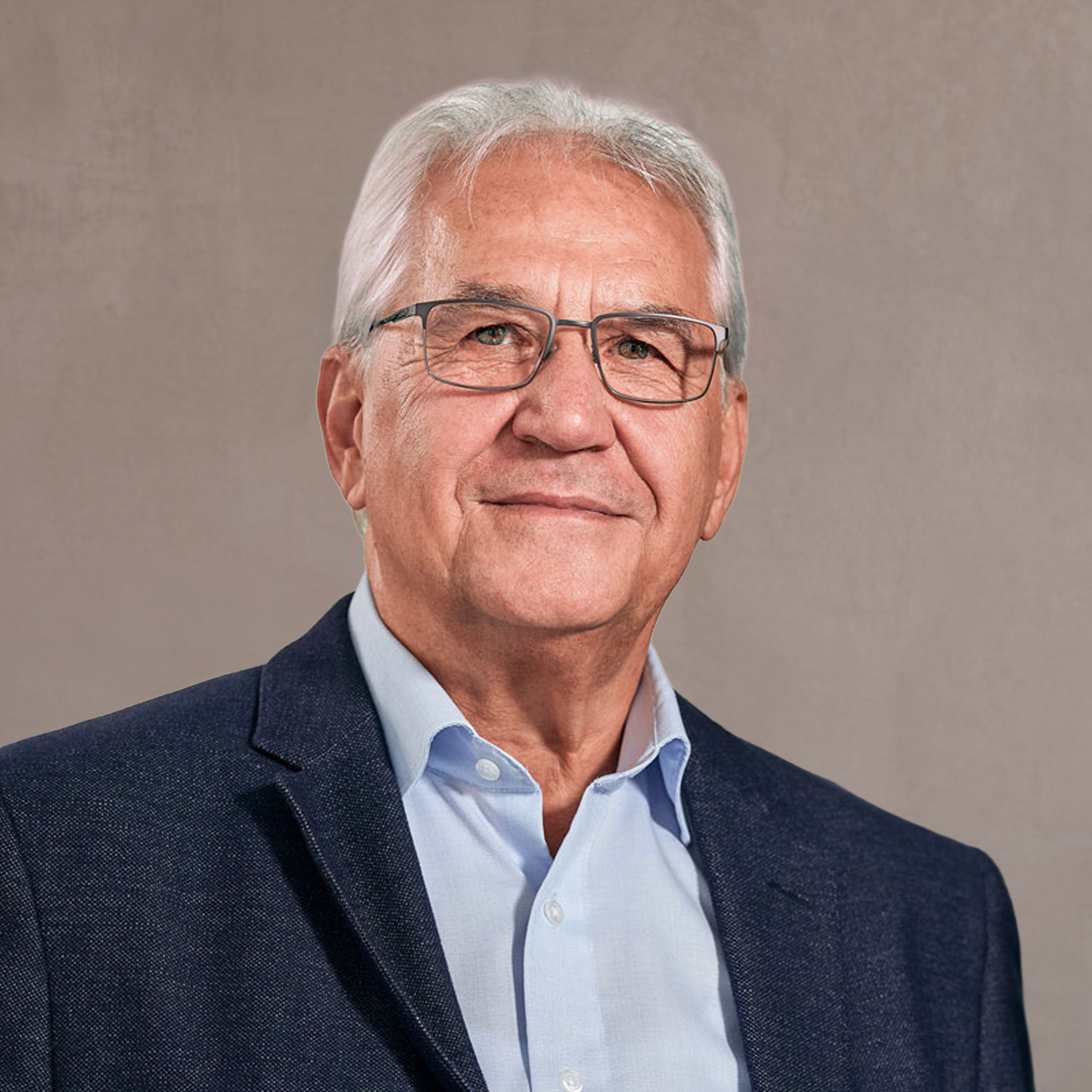Ernst H&uuml;bner &ndash; Senior Chef